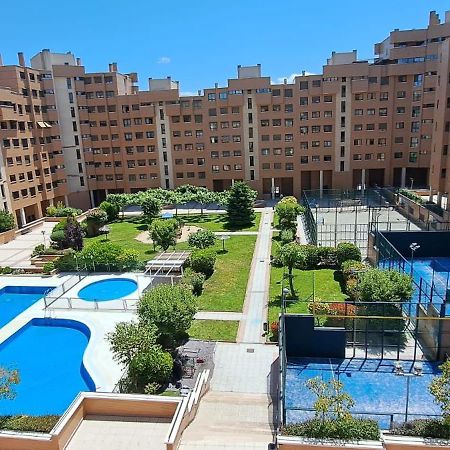 Residencial En Madrid Alquiler De Corta Estancia No Turistico Esterno foto