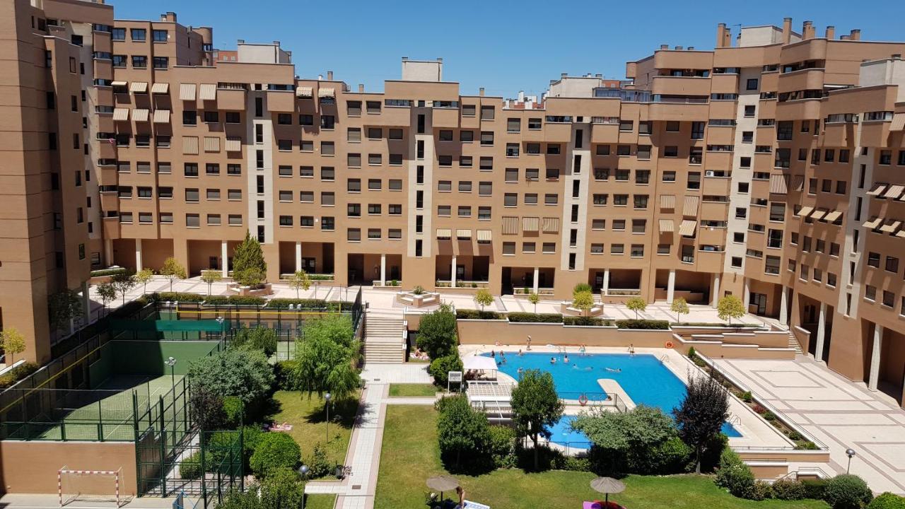 Residencial En Madrid Alquiler De Corta Estancia No Turistico Esterno foto